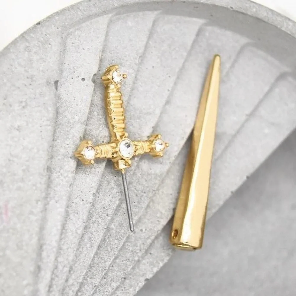 Gold Sword Ear Jacket